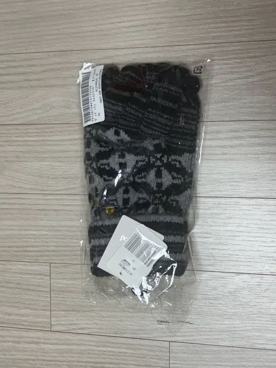 ヴィヴィアン ウエストウッド 手袋