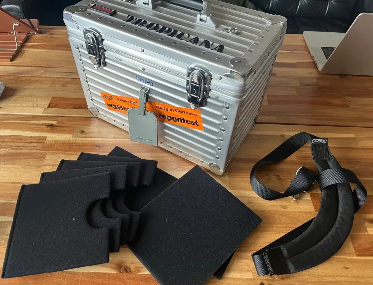 リモワ トロピカーナ リーポーター ケース