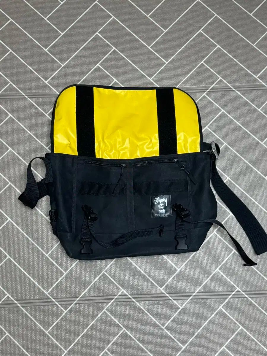 ポーター x STUSSY コラボ メッセンジャーバッグ - メルカリ