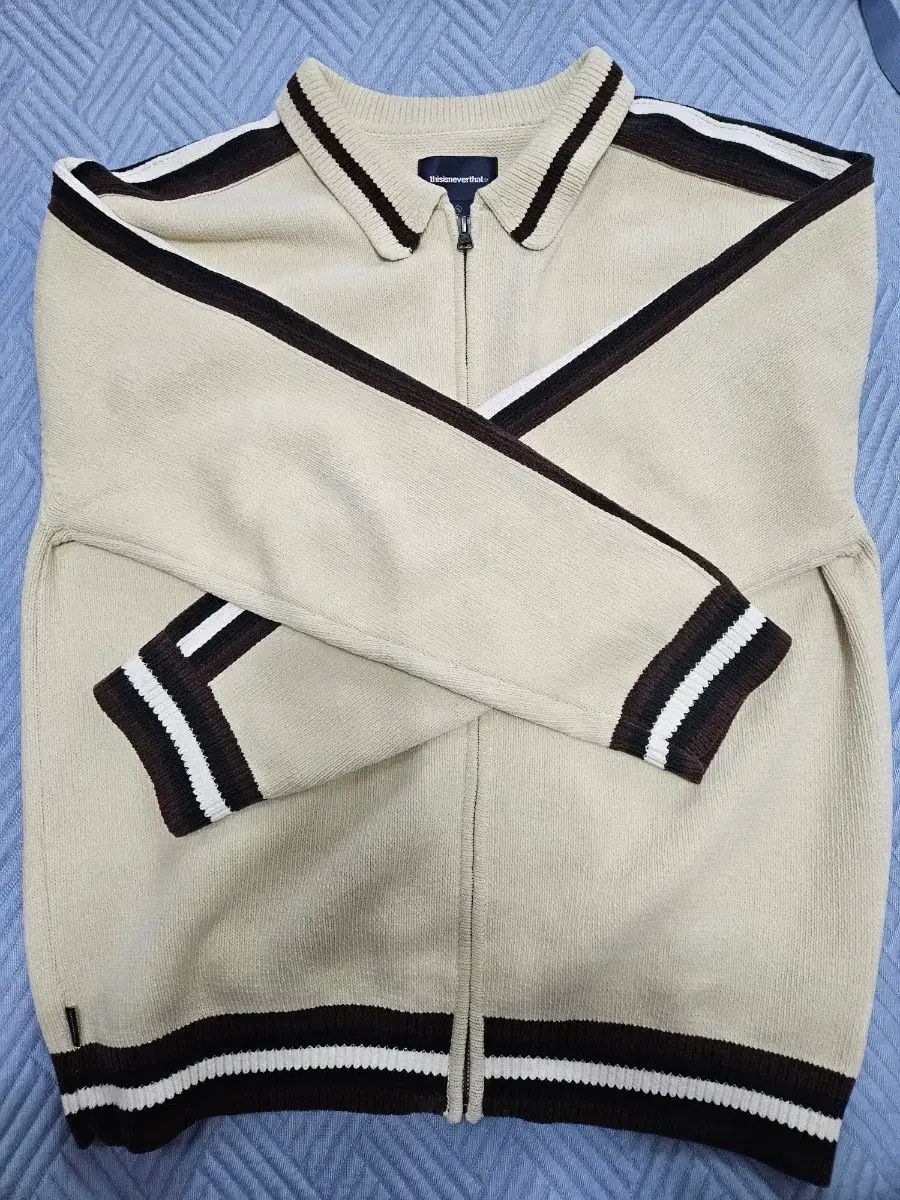 ディスイズネバーザット ストライプ ジップ カーディガン アイボリー xl