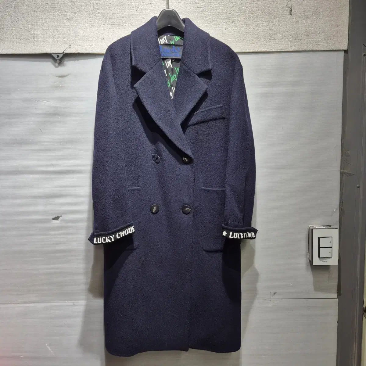 ラッキーシュエトゥ ネイビー ダブル コート