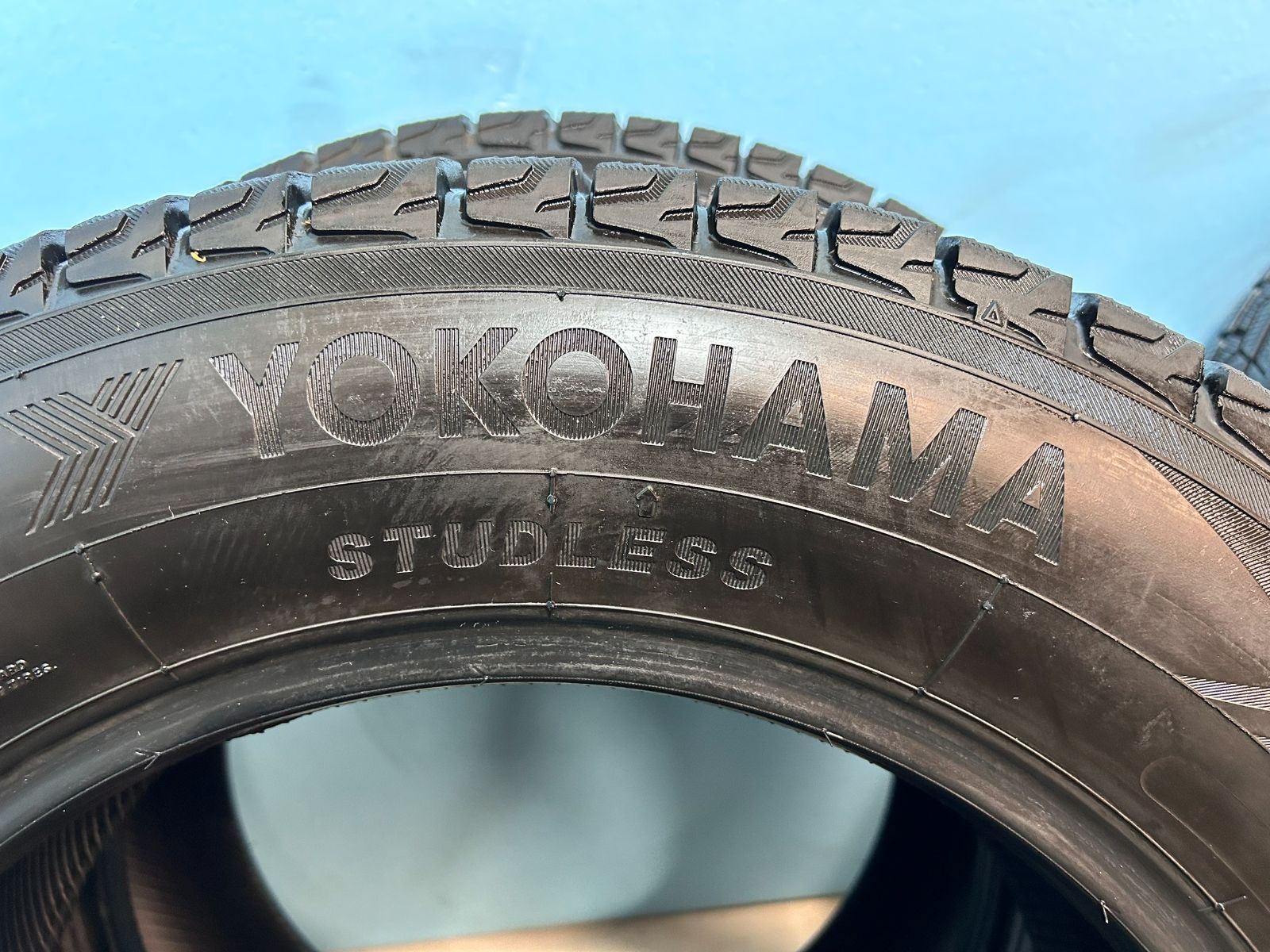 225 65 R 17 iG 075 スタッドレス iceGUARD 17インチ ４本セット No 29