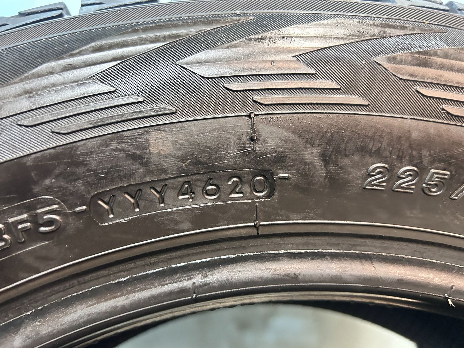  225 65 R 17 iG 075 スタッドレス iceGUARD 17インチ ４本セット No 29 17インチ スタッドレス