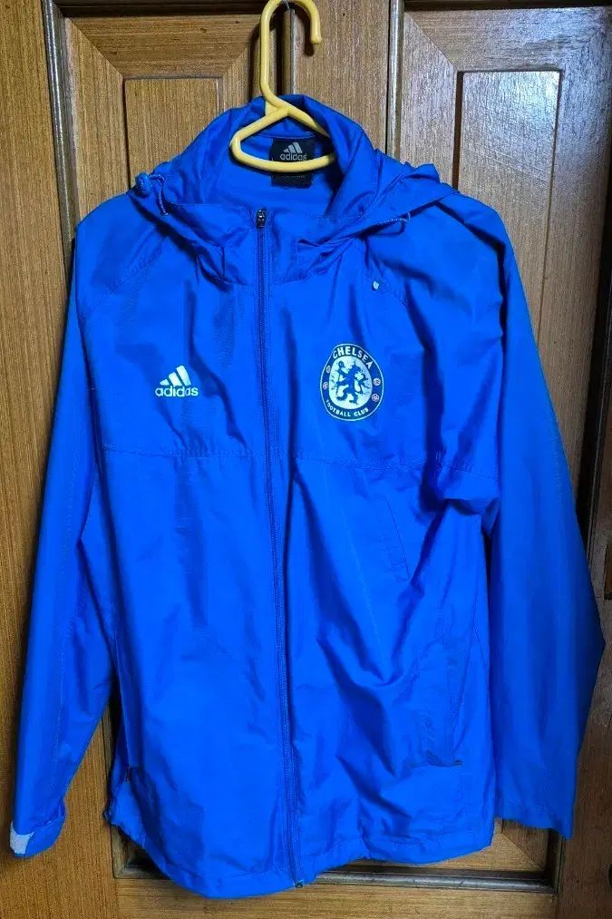チェルシーFCウィンドブレーカー - メルカリ