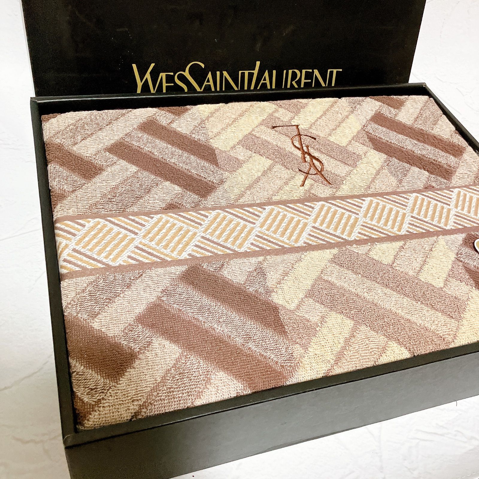 未使用品】イヴ・サンローラン タオルケット 140×190cm 綿100% ギフト