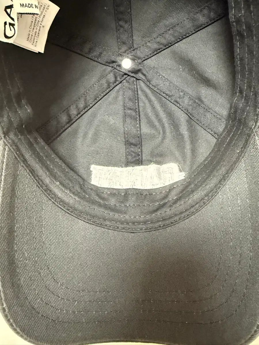 GANNI ベースボールキャップ