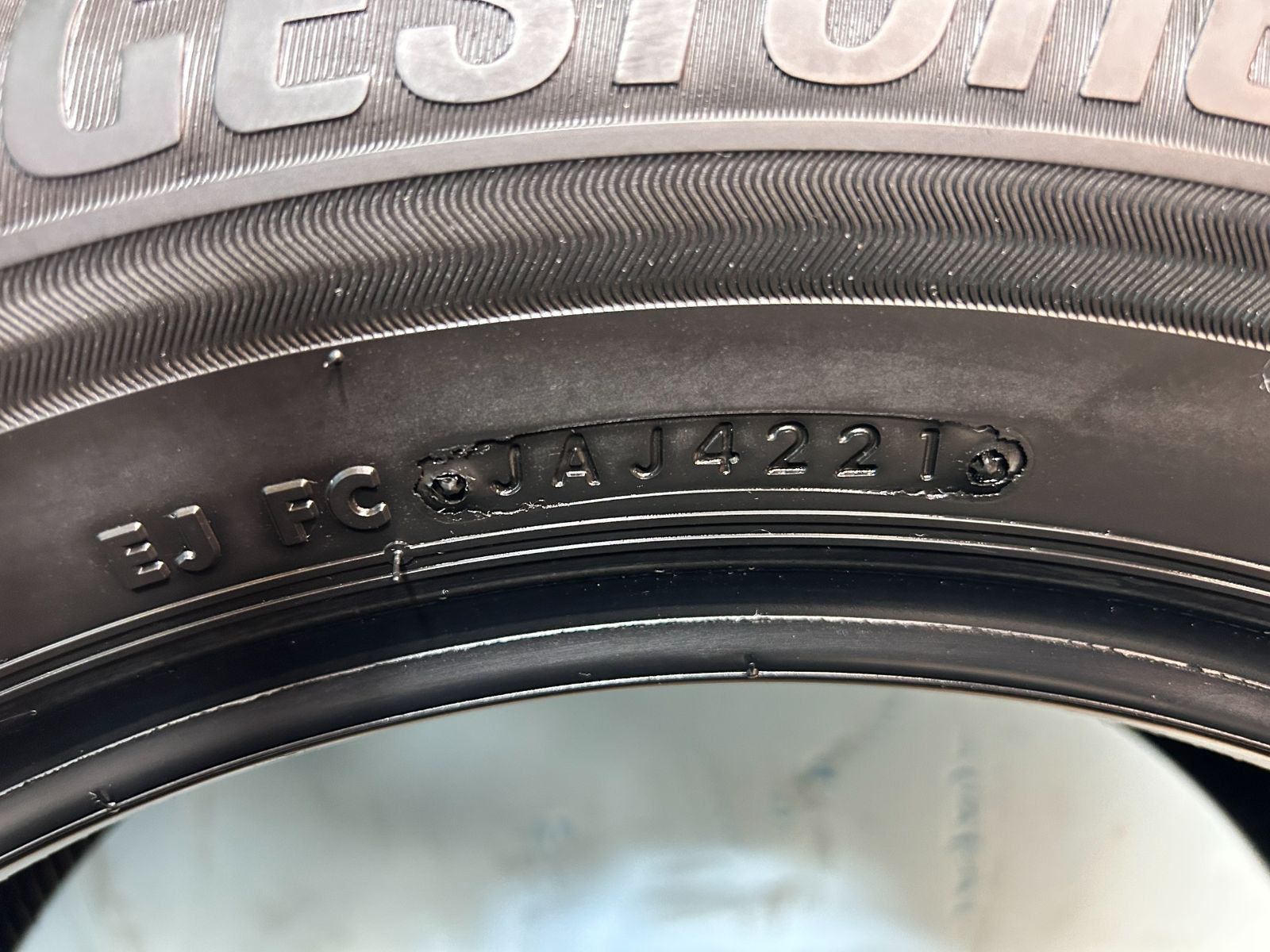  225 60 R 17 VRX 3 スタッドレス ブリヂストン BLIZZAK 17インチ ４本セット No 30 17インチ スタッドレス