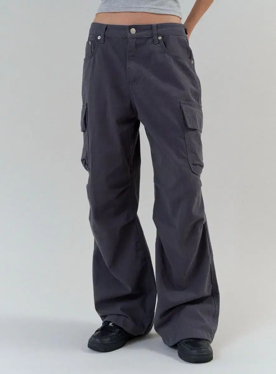 |タグ付き HETHERMENT ウォッシュド カーゴ パンツ ブルー チャコール