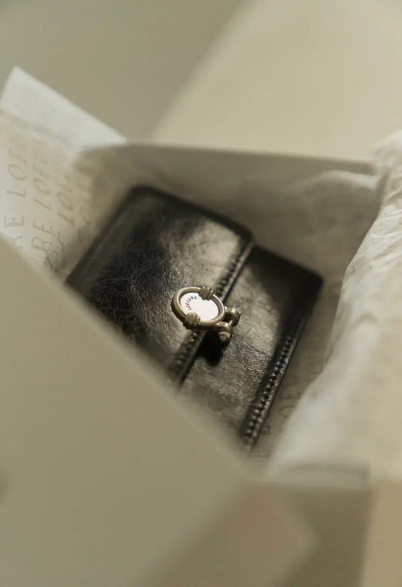 LOEUVRE カードウォレット