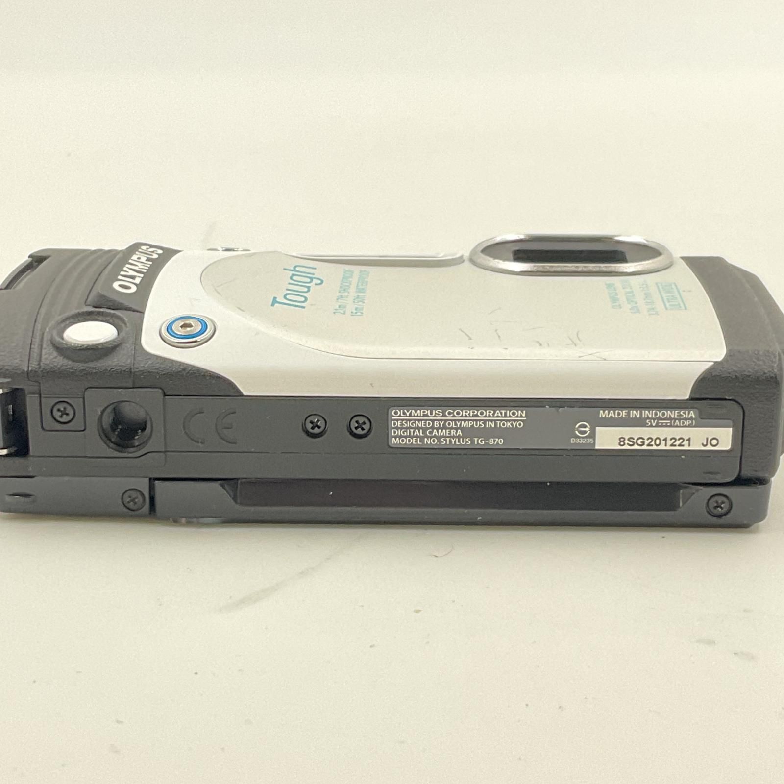 コンパクトデジタルカメラ