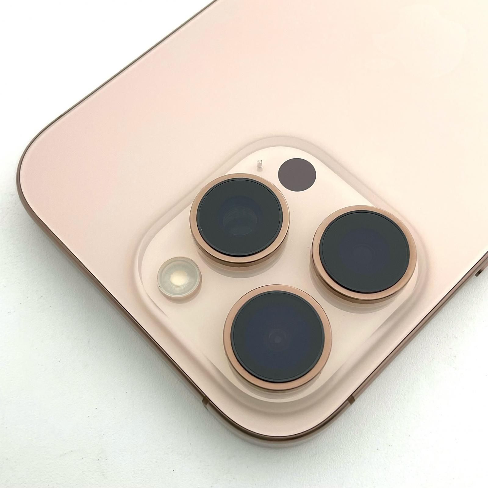 iPhone 16 Pro 128GB デザートチタニウム docomo 白ロム 超美品 動作