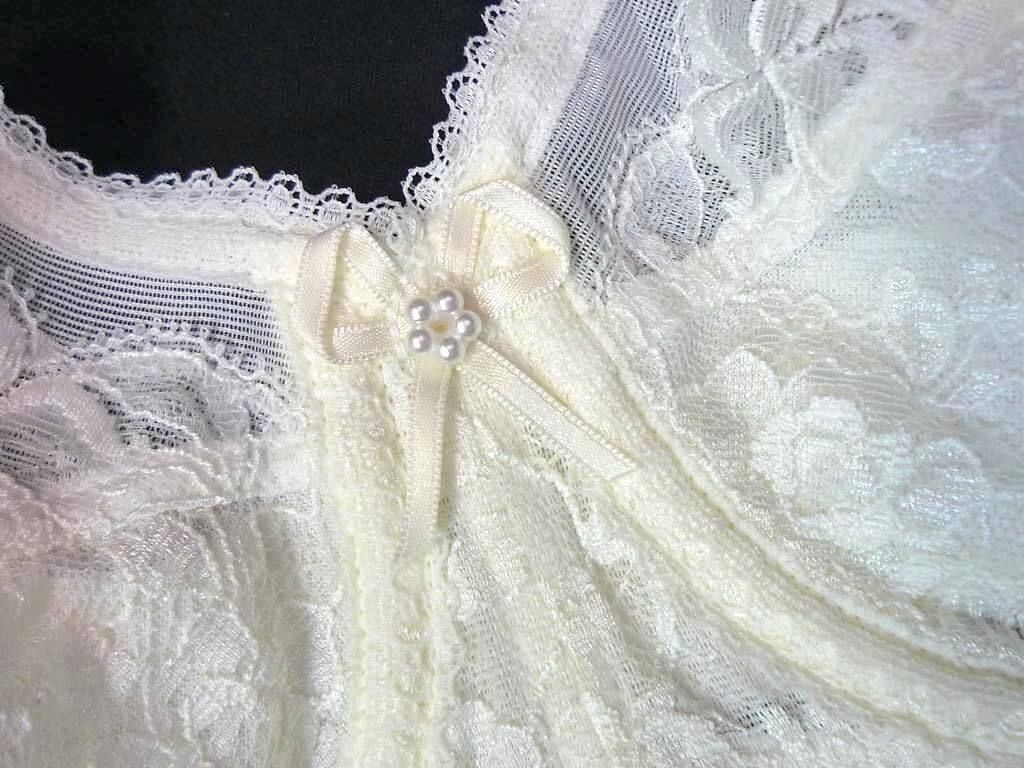 参考19800円 シャンデール シャルム 高級補正下着 ブラジャー ホワイト