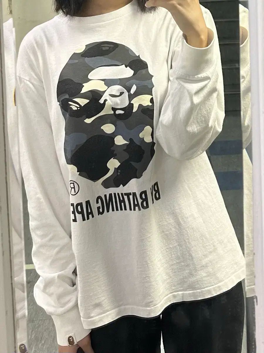 A BATHING APE アベイシングエイプ カモフラ ロゴ ロングスリーブ