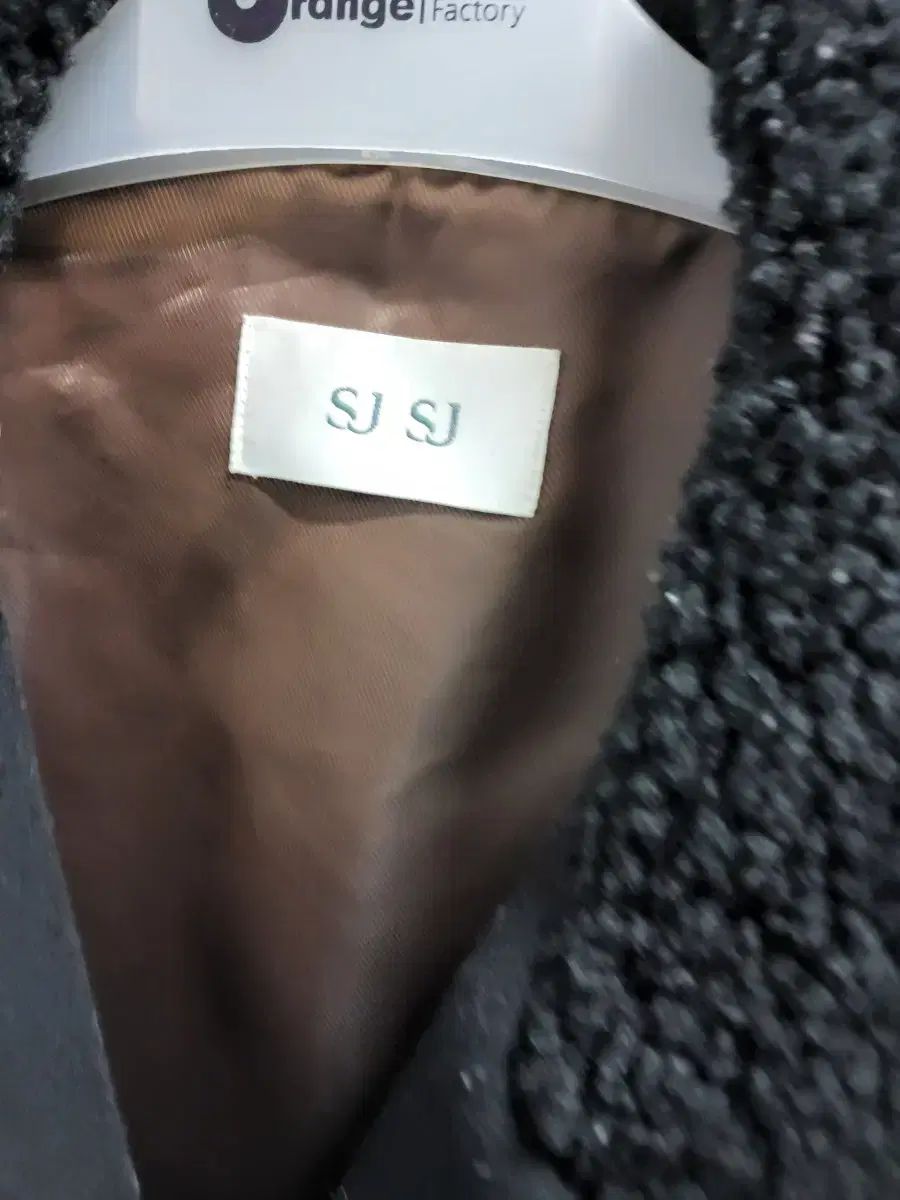 SJSJ ブラック シープスキン KARA カラ ファー ライダースジャケット