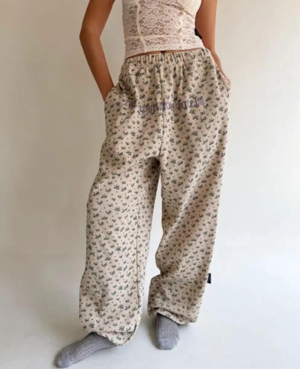 ミステリアスホテル フラワー ワッフル フレンチテリー パンツ