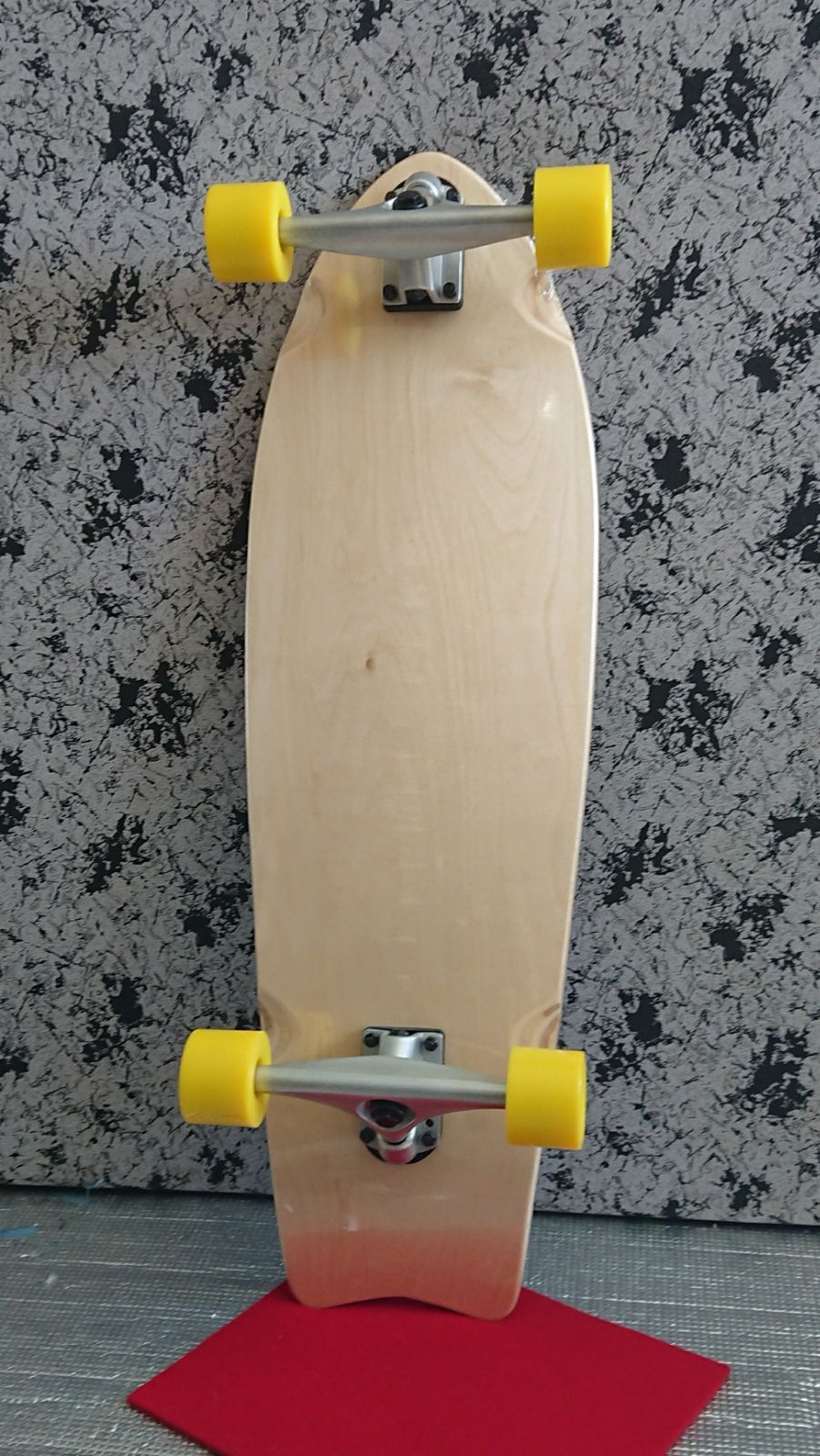 前後カービングトラック搭載＜税送料3030込み＞WOOD 31.5 カスタム