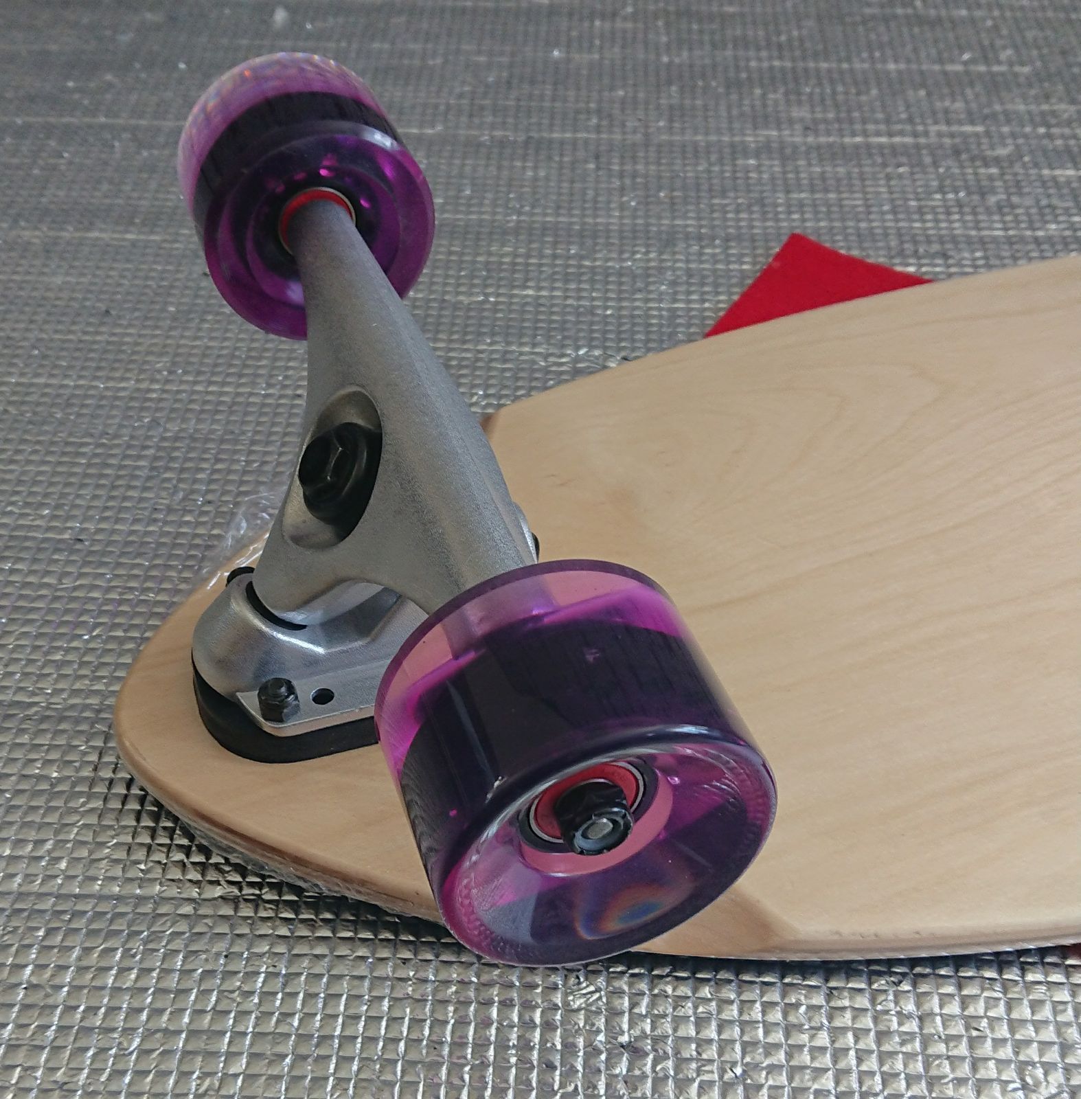 前後カービングトラック搭載＜税送料3030込み＞WOOD 31.5 カスタム