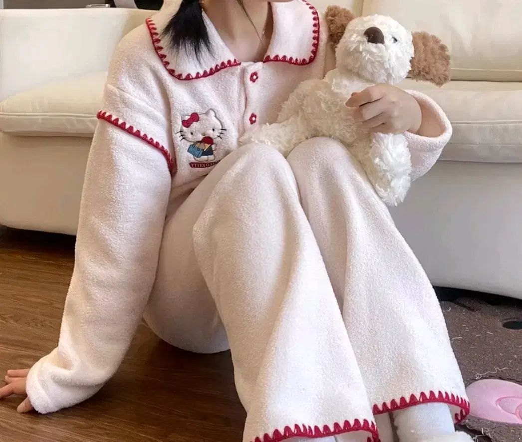 ハローキティ パジャマ 5 - メルカリ