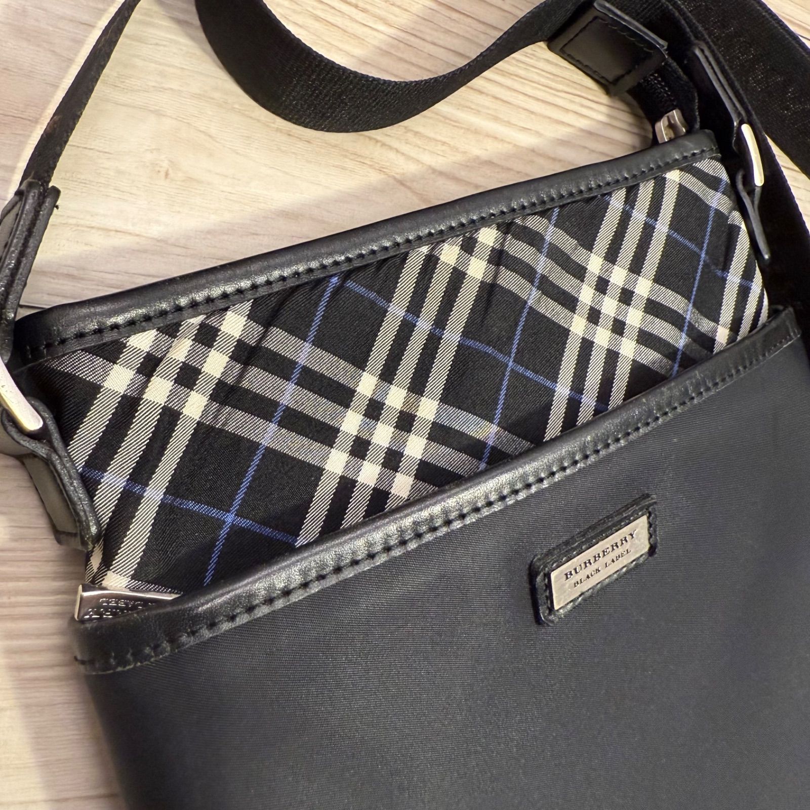 ✨BURBERRY BLACK LABEL バーバリーブラックレーベル ショルダーバッグ