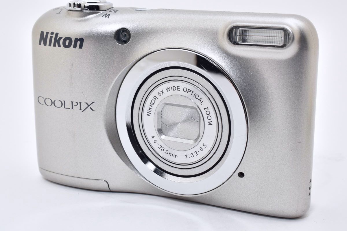 デジタルカメラ U