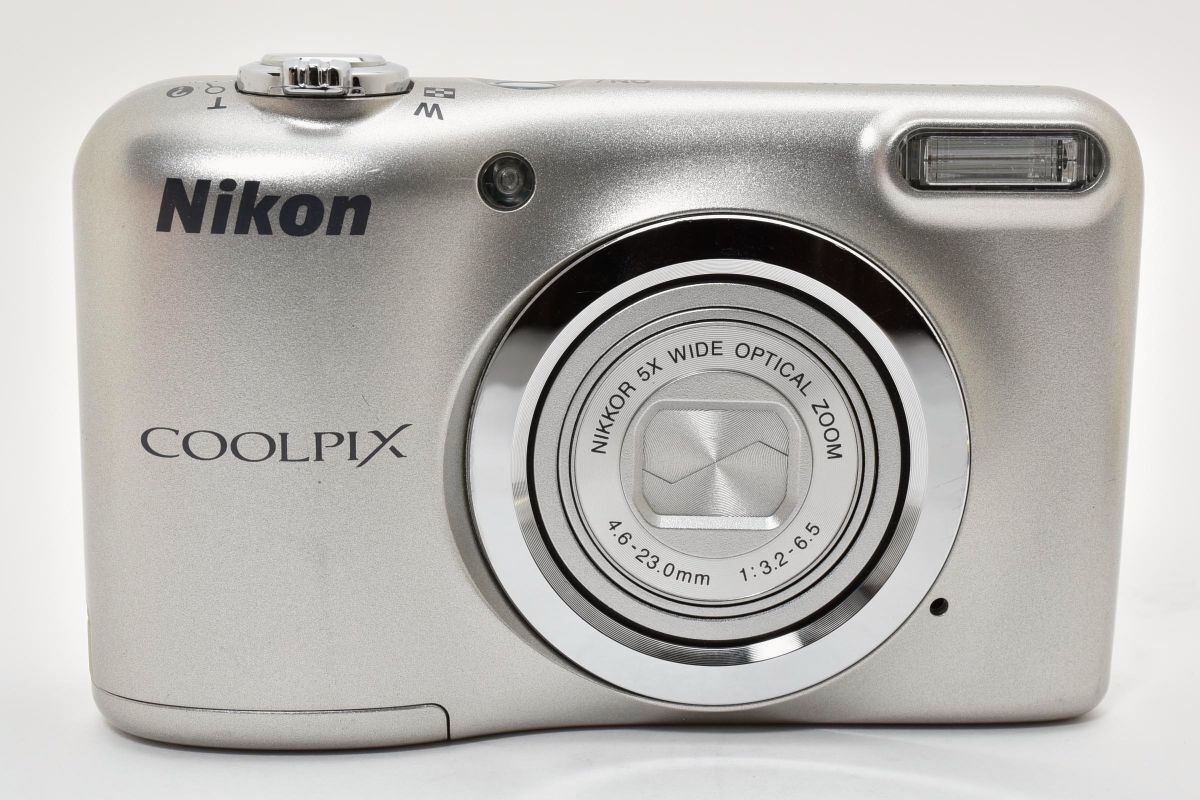 デジタルカメラ U