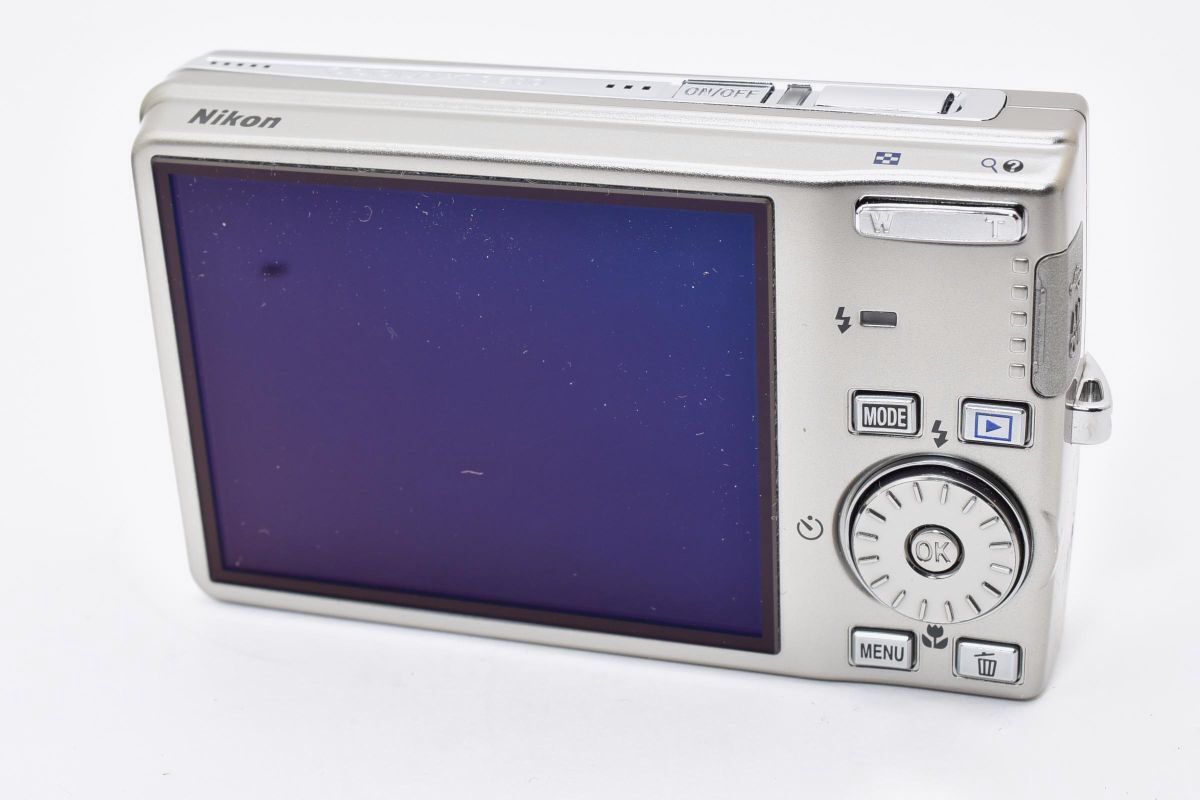 極美品 ｜Nikon COOLPIX S600 クールピクス デジタルカメラ チタン