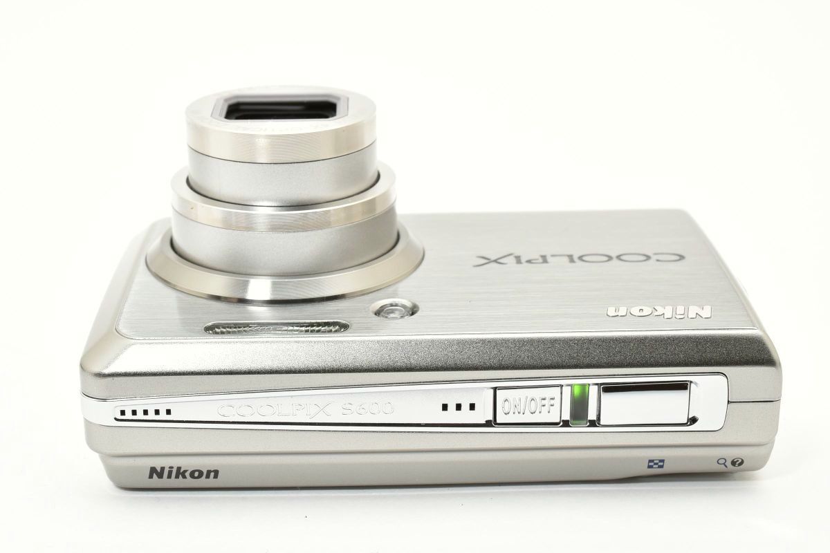 極美品 ｜Nikon COOLPIX S600 クールピクス デジタルカメラ チタン