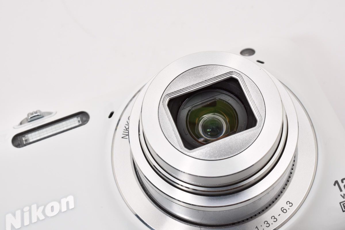 極美品 ｜Nikon COOLPIX S6600 WH ナチュラルホワイト クールピクス