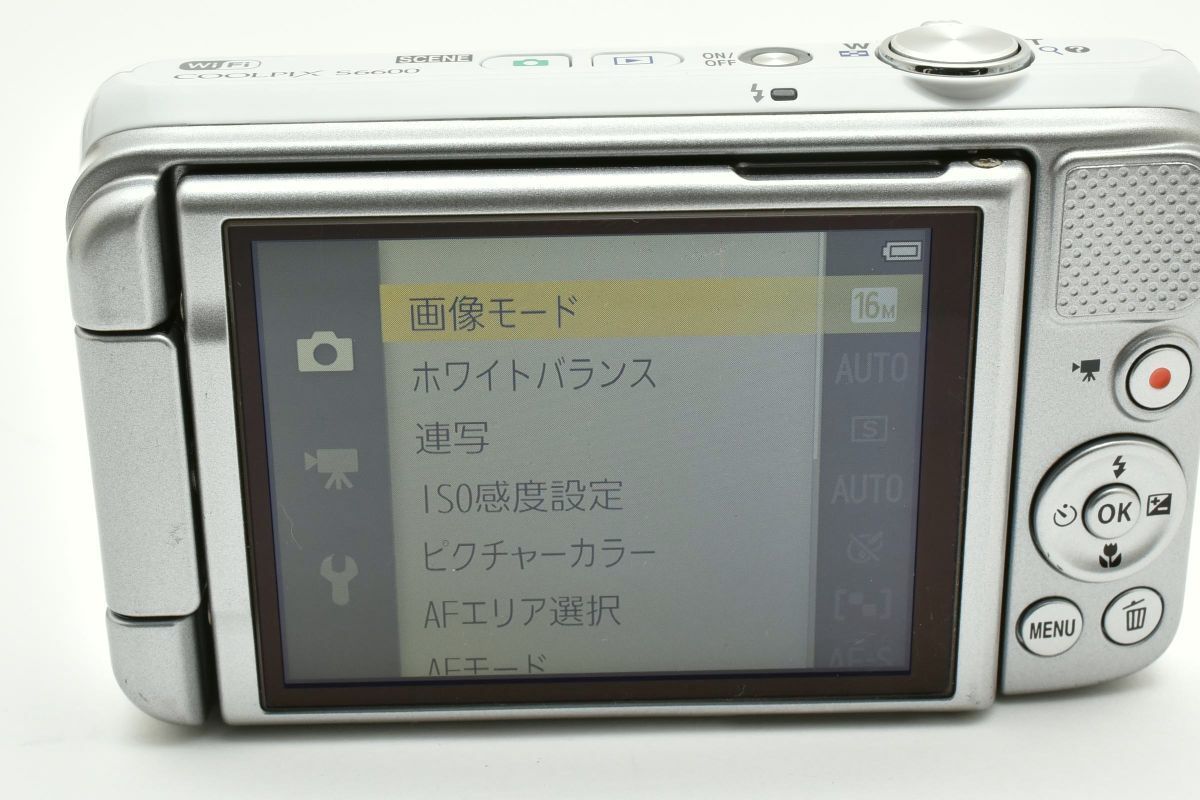 極美品 ｜Nikon COOLPIX S6600 WH ナチュラルホワイト クールピクス