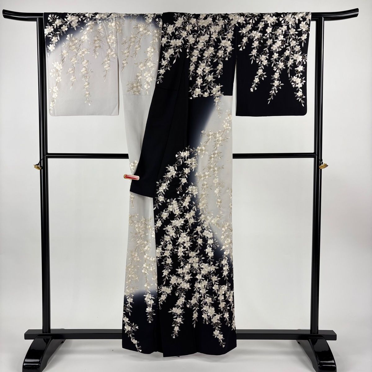 未使用品 訪問着 絞り 黒 枝垂れ桜 身丈162cm 裄丈67cm お洒落 袷 未使用品 訪問着 絞り 黒 枝垂れ桜 身丈162cm 裄丈67cm お洒落 袷 未