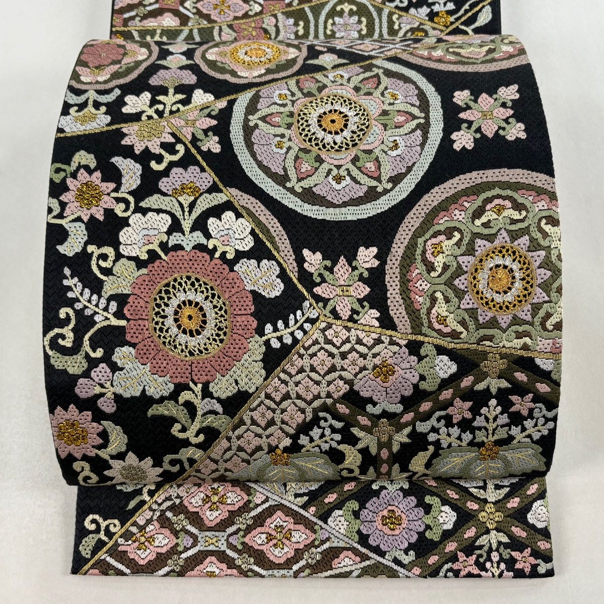 袋帯 逸品 華文 裂取り 絽刺し 箔 黒 全通 正絹 【中古】 - メルカリ