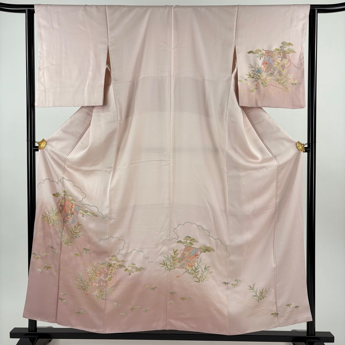 訪問着 身丈157cm 裄丈63.5cm S 袷 几帳 松竹梅 刺繍 金彩 薄ピンク 正絹 秀品 【】