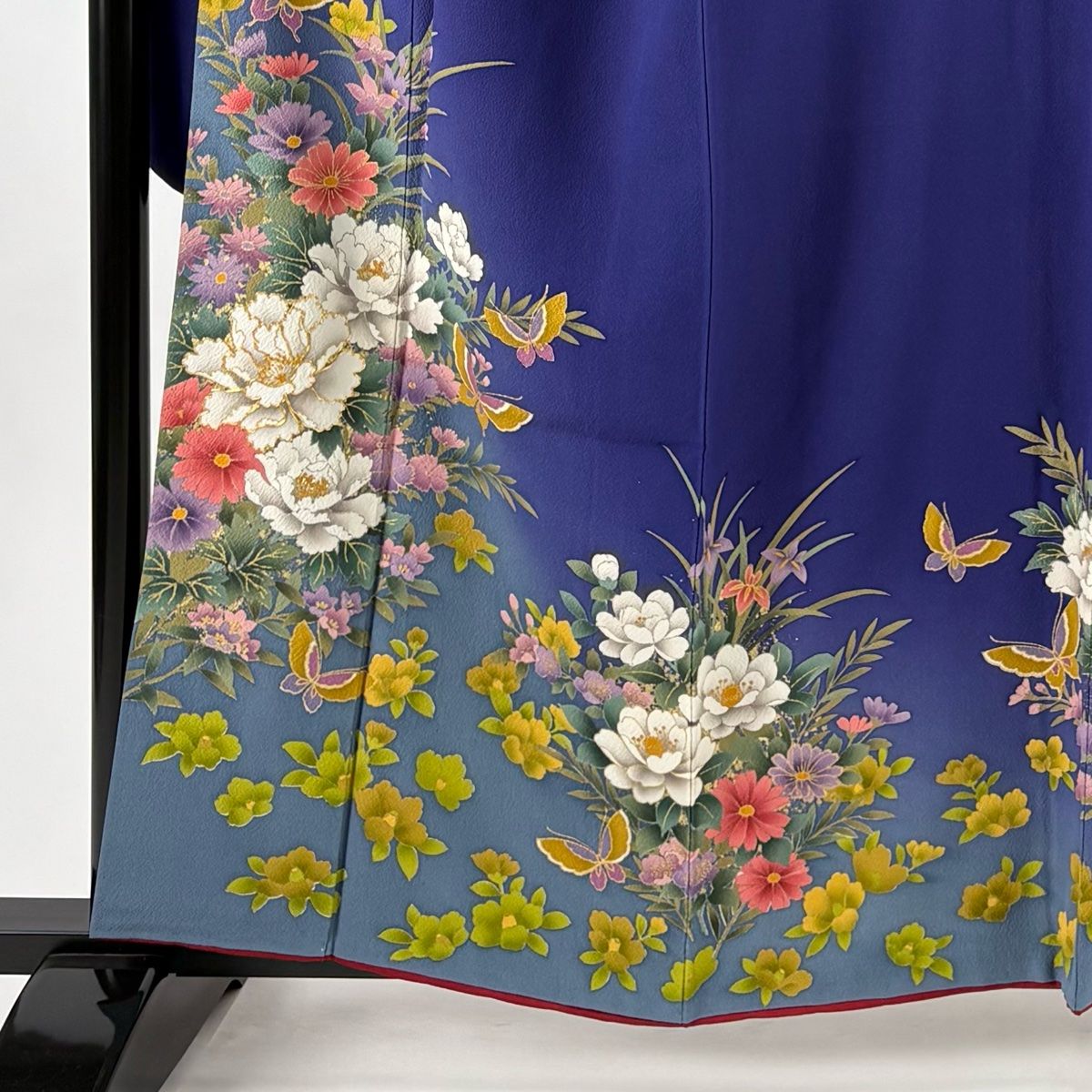 振袖 身丈159cm 裄丈67cm M 袷 蝶 草花 金彩 箔 濃紫 正絹 秀品 【中古
