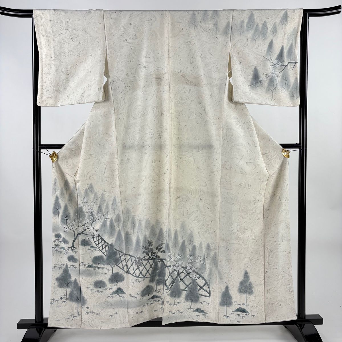 【美品】 訪問着 身丈158.5cm 裄丈65.5cm 正絹 名品 【中古】 訪問着 レディース 正絹 薄緑 華やか 花柄 金彩 身丈158.5cm 裄丈65cm