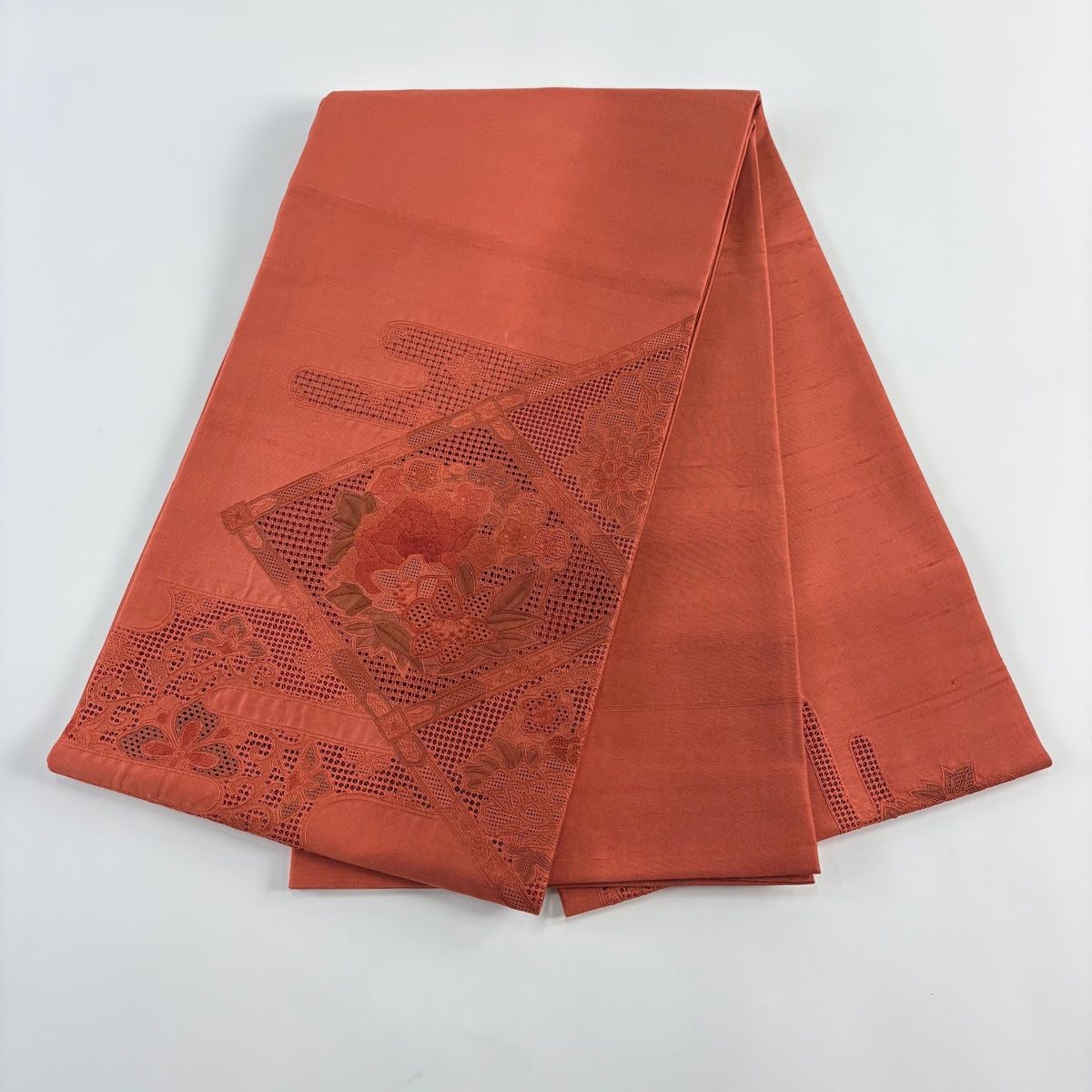 袋帯　紬地　汕頭柄　正絹　未使用 美品】 袋帯 秀品 紬地 花丸文 ヱ霞 相良刺繍 汕頭刺繍 朱色 お太鼓柄