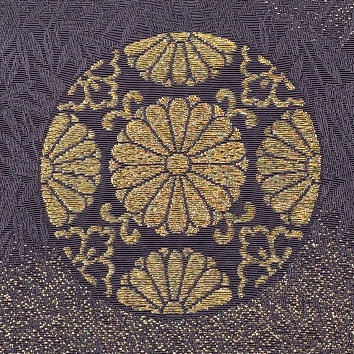 美品】 袋帯 秀品 菊唐草 霞 箔 金糸 濃紫 お太鼓柄 正絹 【中古