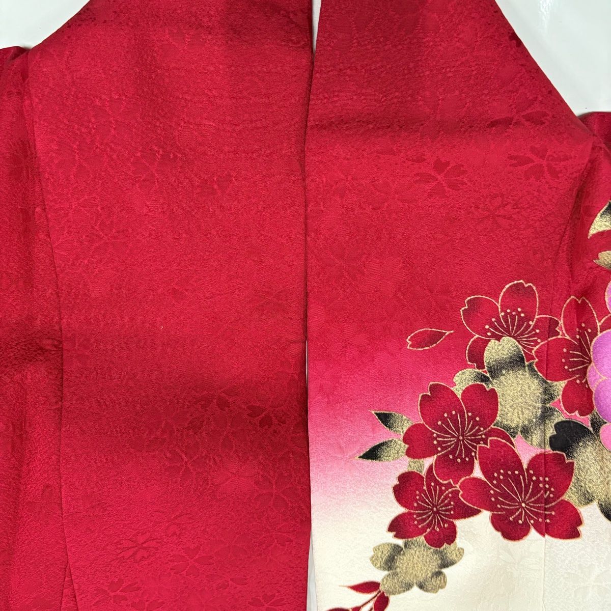 美品】 振袖 身丈170cm 裄丈66cm M 袷 牡丹 トップ 桜 刺繍 金彩