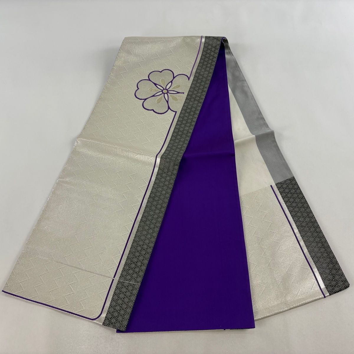 袋名古屋帯 優品 桜 麻の葉 箔 銀糸 銀色 正絹 【中古】 - メルカリ