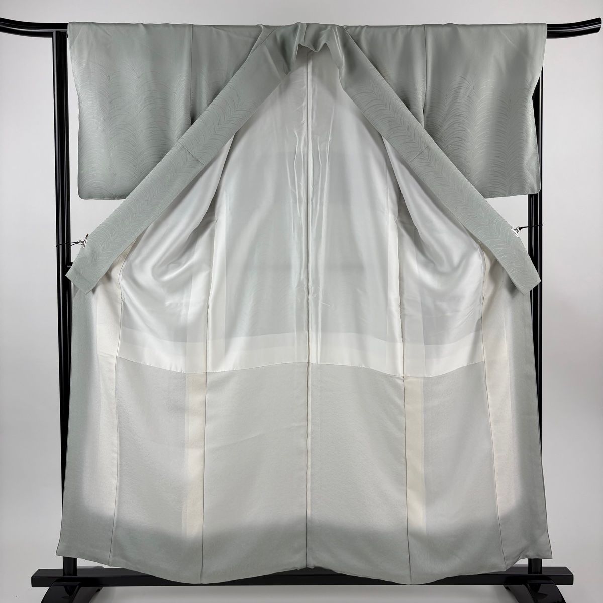  付下げ 身丈158 cm 裄丈64 5 M 袷 北出与三郎 落款 大王松 金彩 ぼかし 灰緑 正絹 訪問着 付け下げ 着物