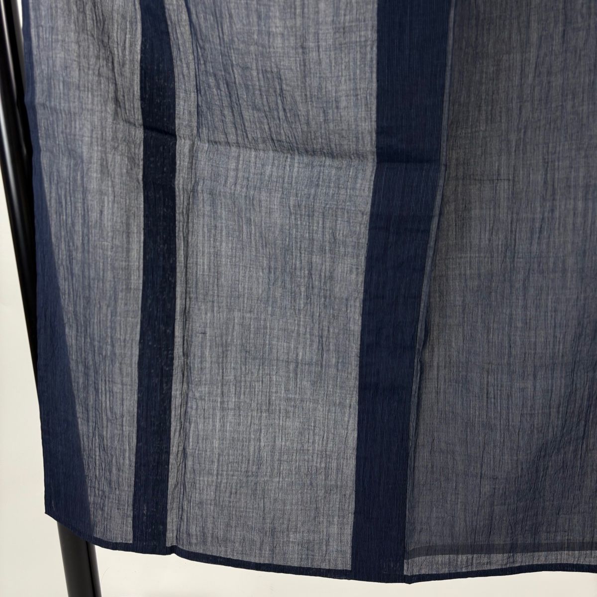 男着物 身丈141 5 cm 裄丈68 M 薄物 小千谷ちぢみ 紬 証紙 縦縞 紺色 麻