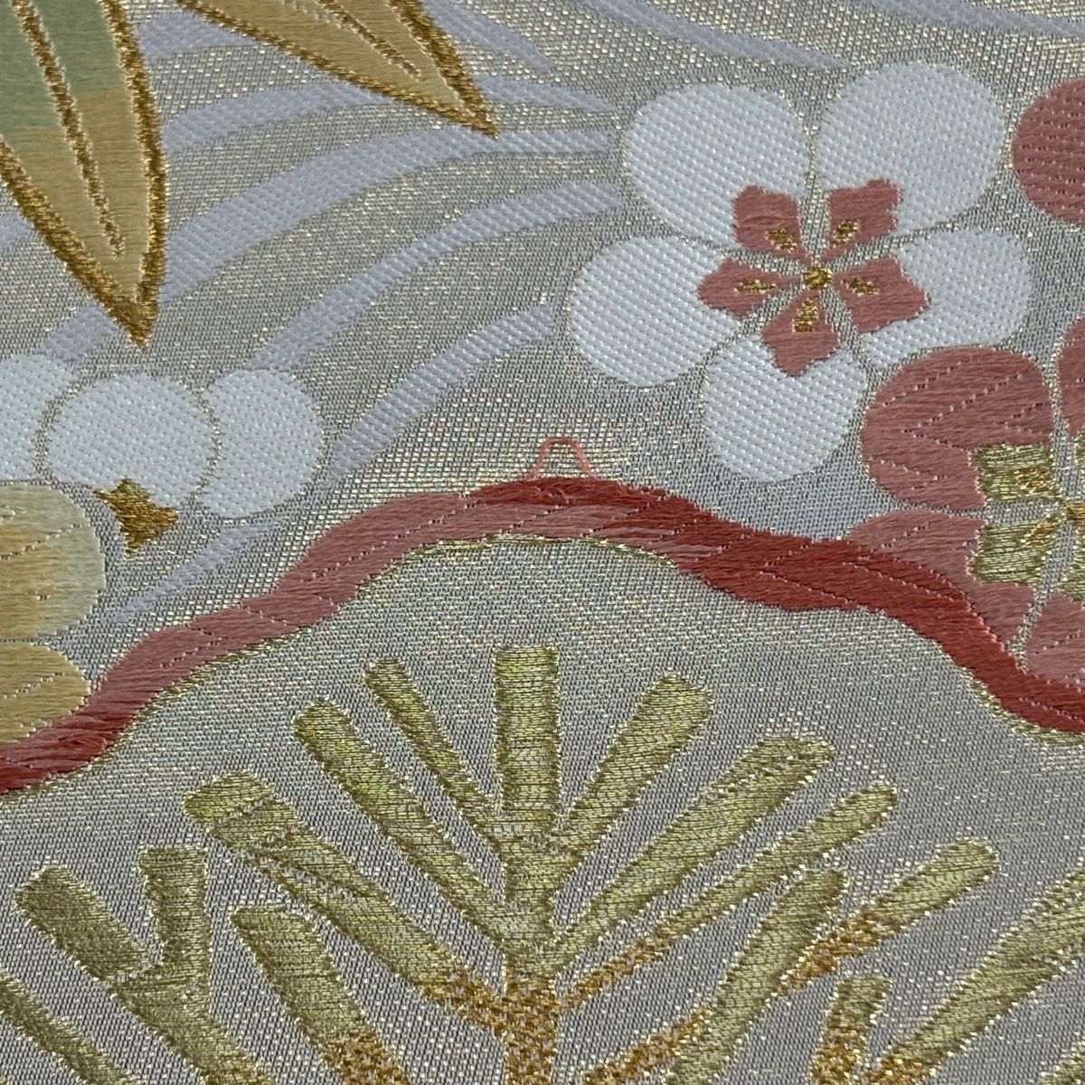 袋帯 秀品 松竹梅 宝尽くし 金糸 唐織 金色 六通 正絹 【中古】 - メルカリ