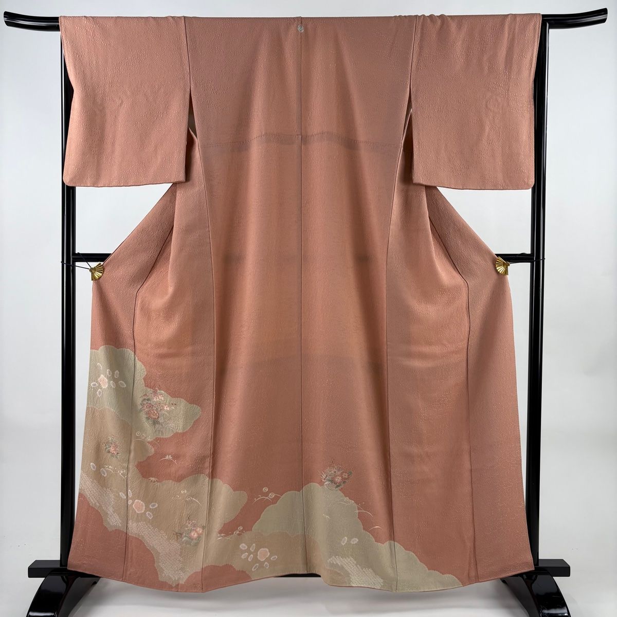 訪問着 身丈160 cm 裄丈65.5 M 袷 草花 雲文 刺繍 絞り 薄ピンク 正絹 秀品 一つ紋