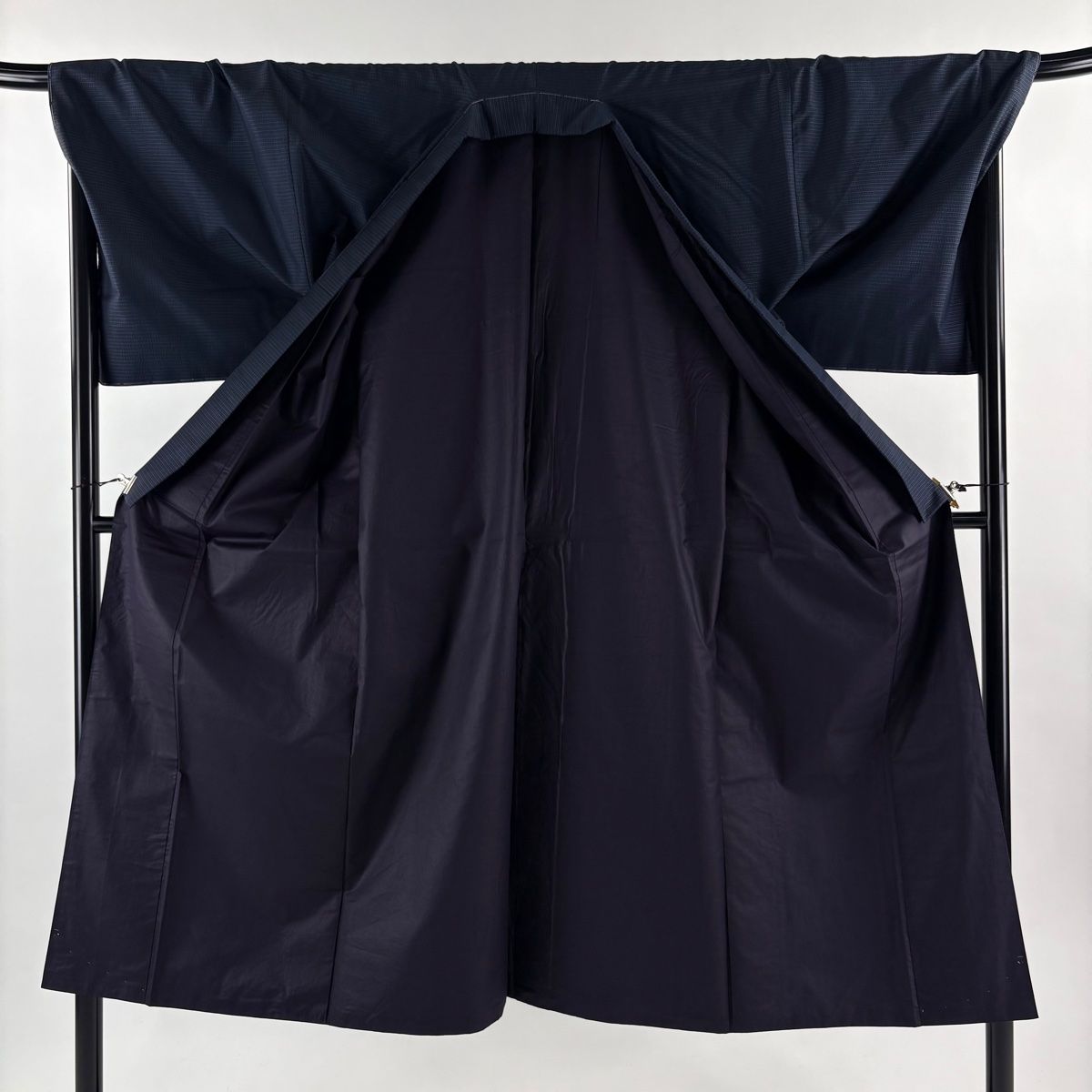 幾何学模様 紺色