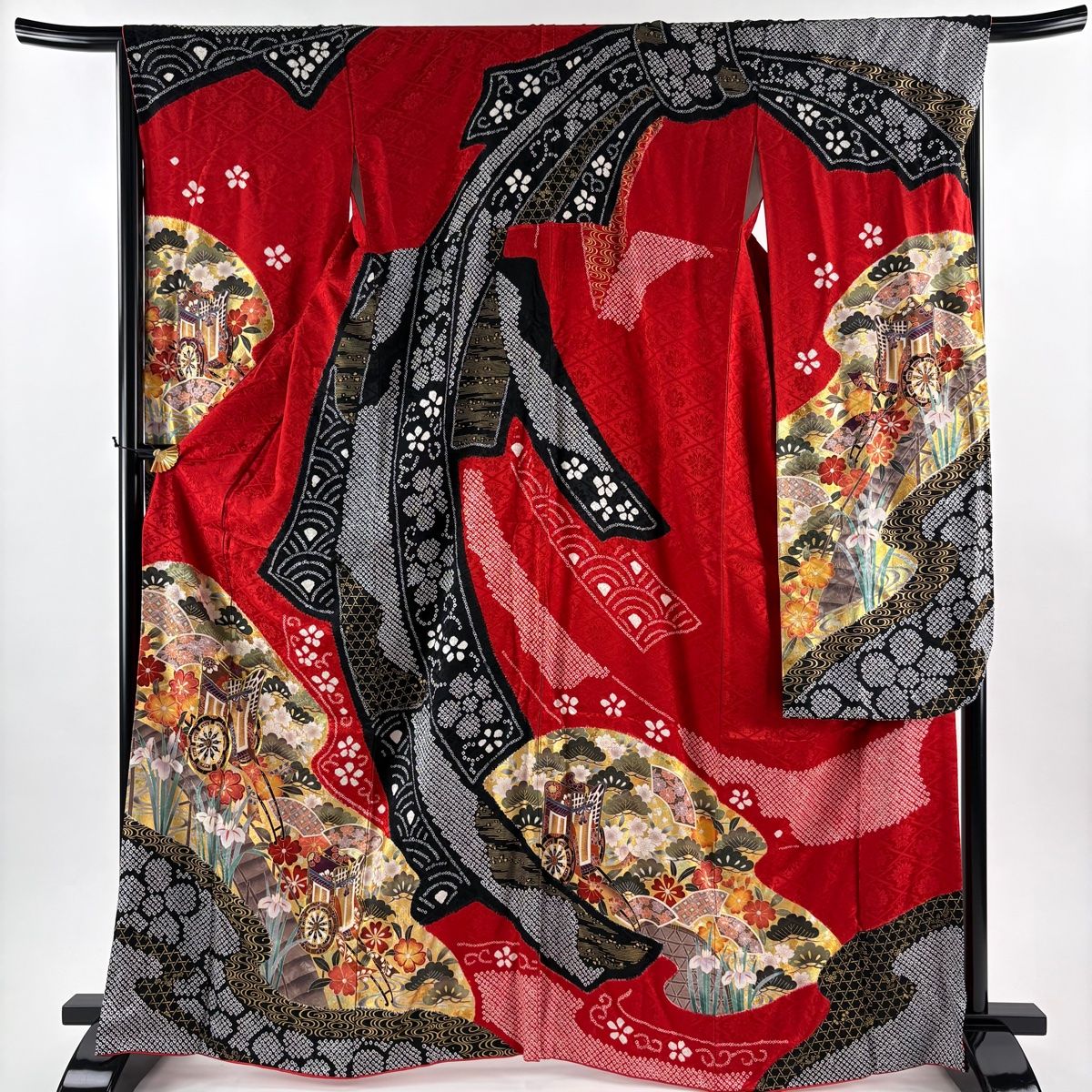 振袖 身丈165.5cm 裄丈68.5cm L 袷 御所車 草花 金糸 絞り 赤 正絹 秀