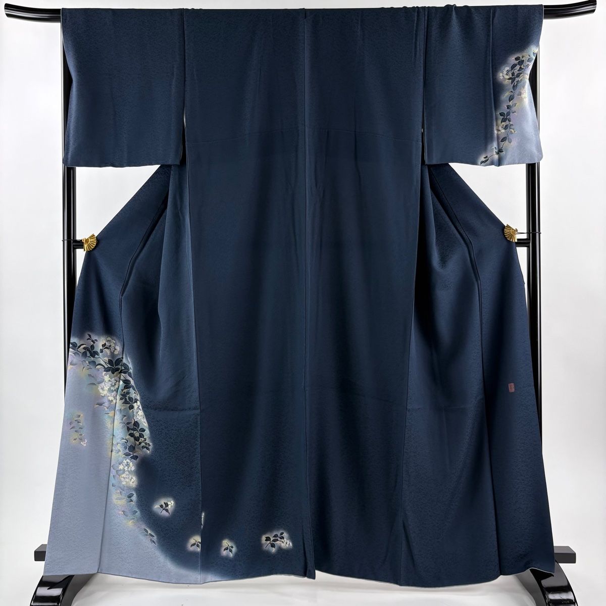 付下げ 身丈163.5 cm 裄丈69.5 L 袷 落款 枝花 金彩 ぼかし 紺色 正絹 秀品