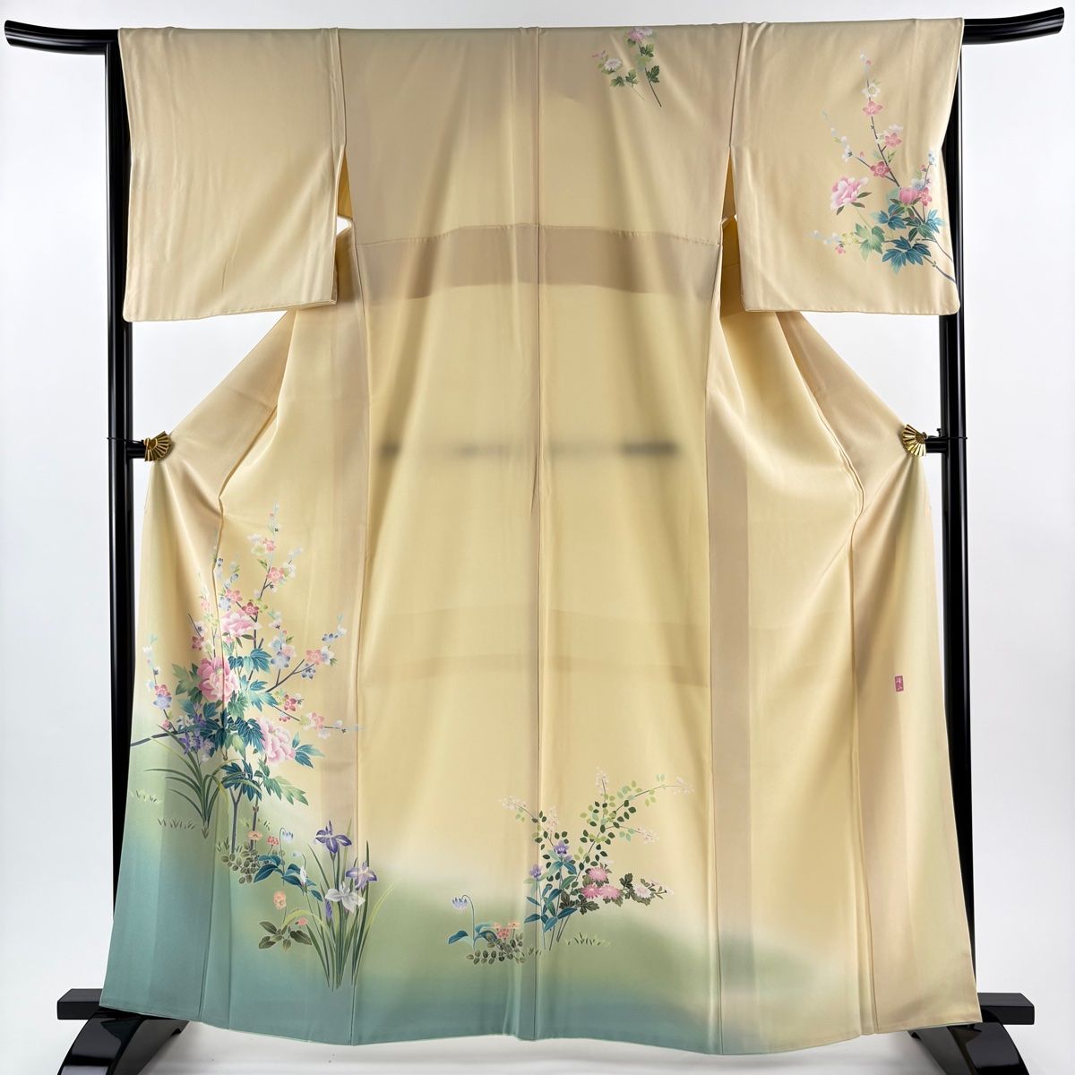 訪問着 身丈164.5 cm 裄丈66.5 M 袷 落款 牡丹 枝花 ぼかし ベージュ 正絹 秀品
