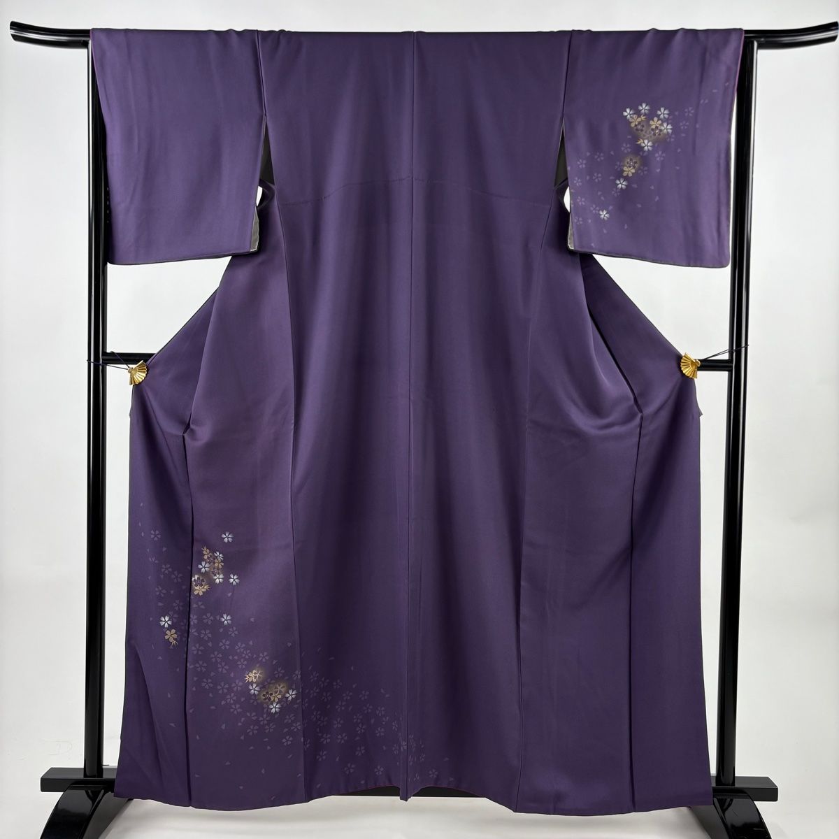 付下げ 身丈160.5cm 裄丈65.5cm M 袷 桜 花びら 金銀彩 ぼかし 紫 正絹