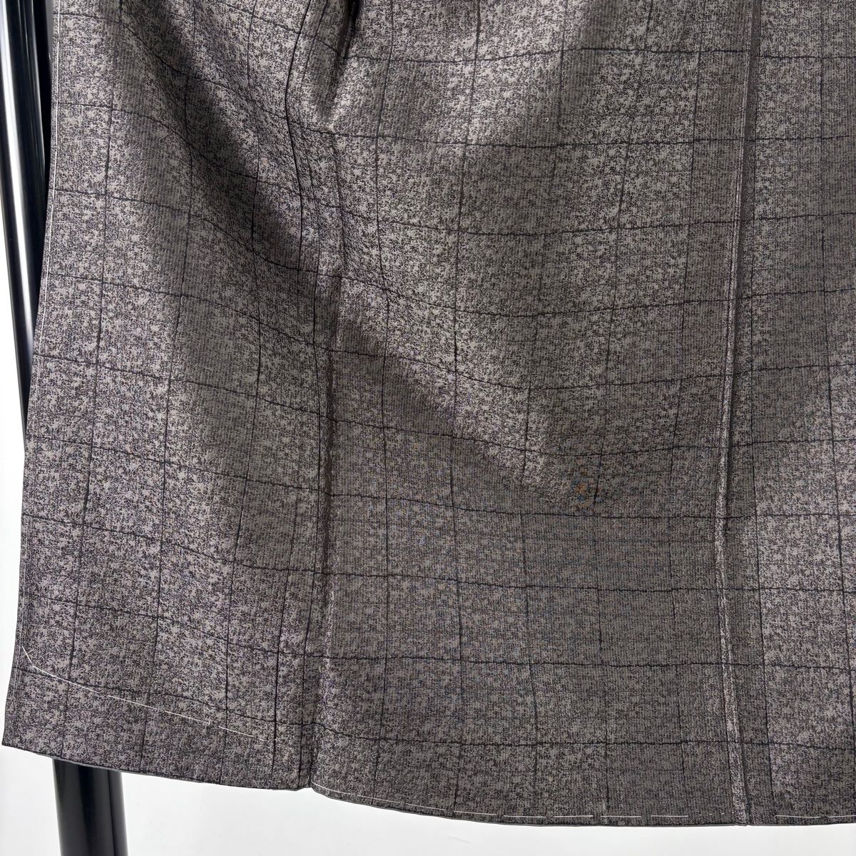 男着物 身丈138 5 cm 裄丈70 S 袷 格子 焦茶色 正絹 秀品
