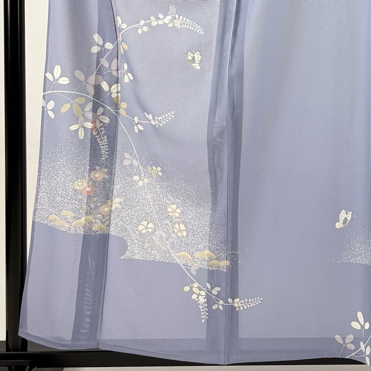 付下げ 身丈159 cm 裄丈64 5 M 薄物 絽 萩 蝶 銀彩 薄紫 正絹 秀品