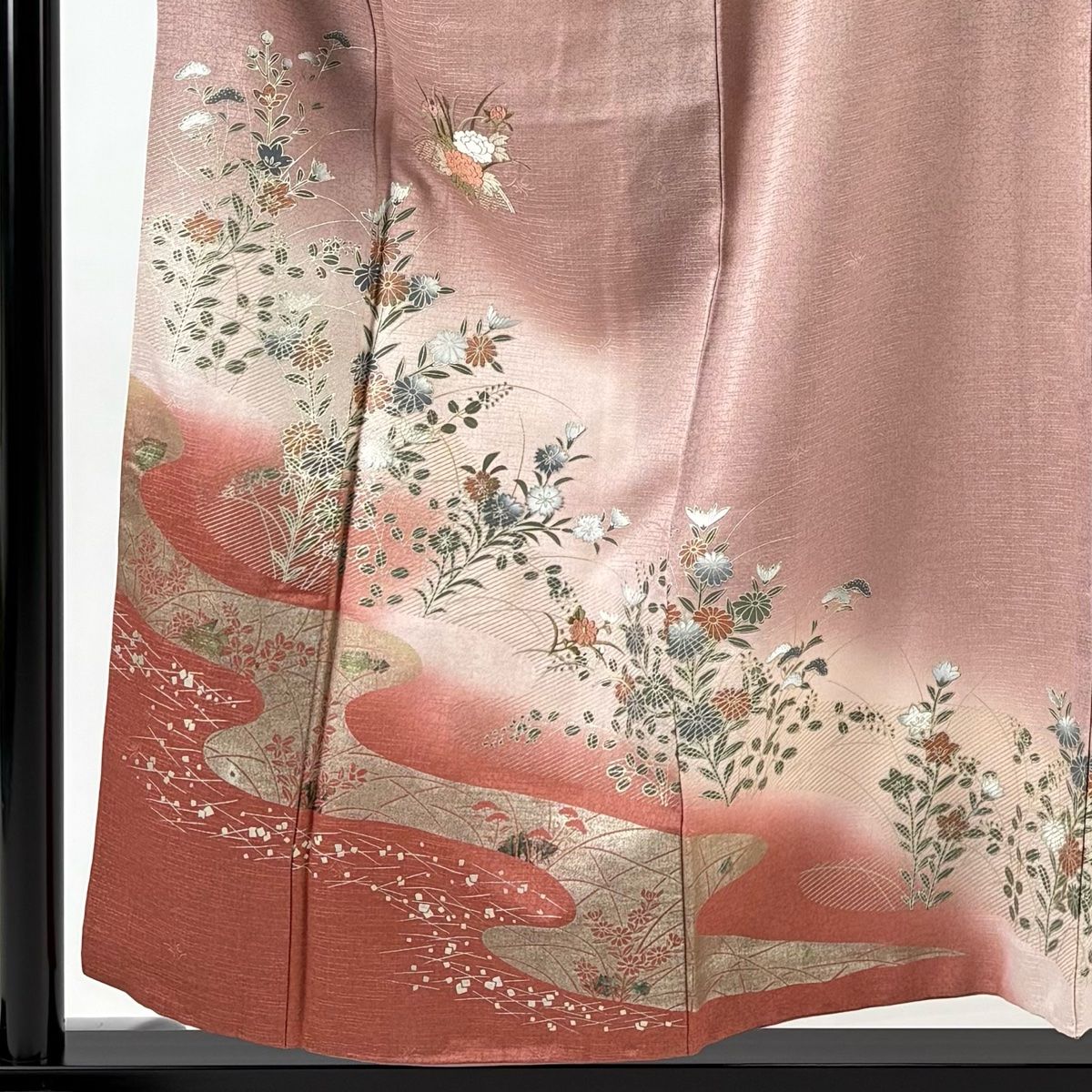 訪問着 身丈156 cm 裄丈62 5 S 袷 秋草 流水 刺繍 金糸 薄小豆 正絹 秀品